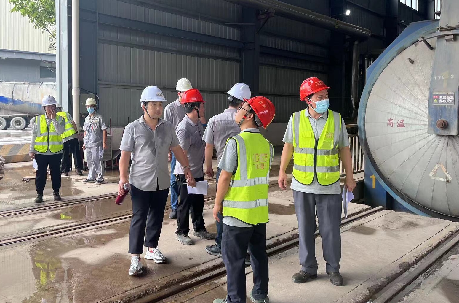 廣東粵構扎實開展月度安全檢查，筑牢安全生產防線